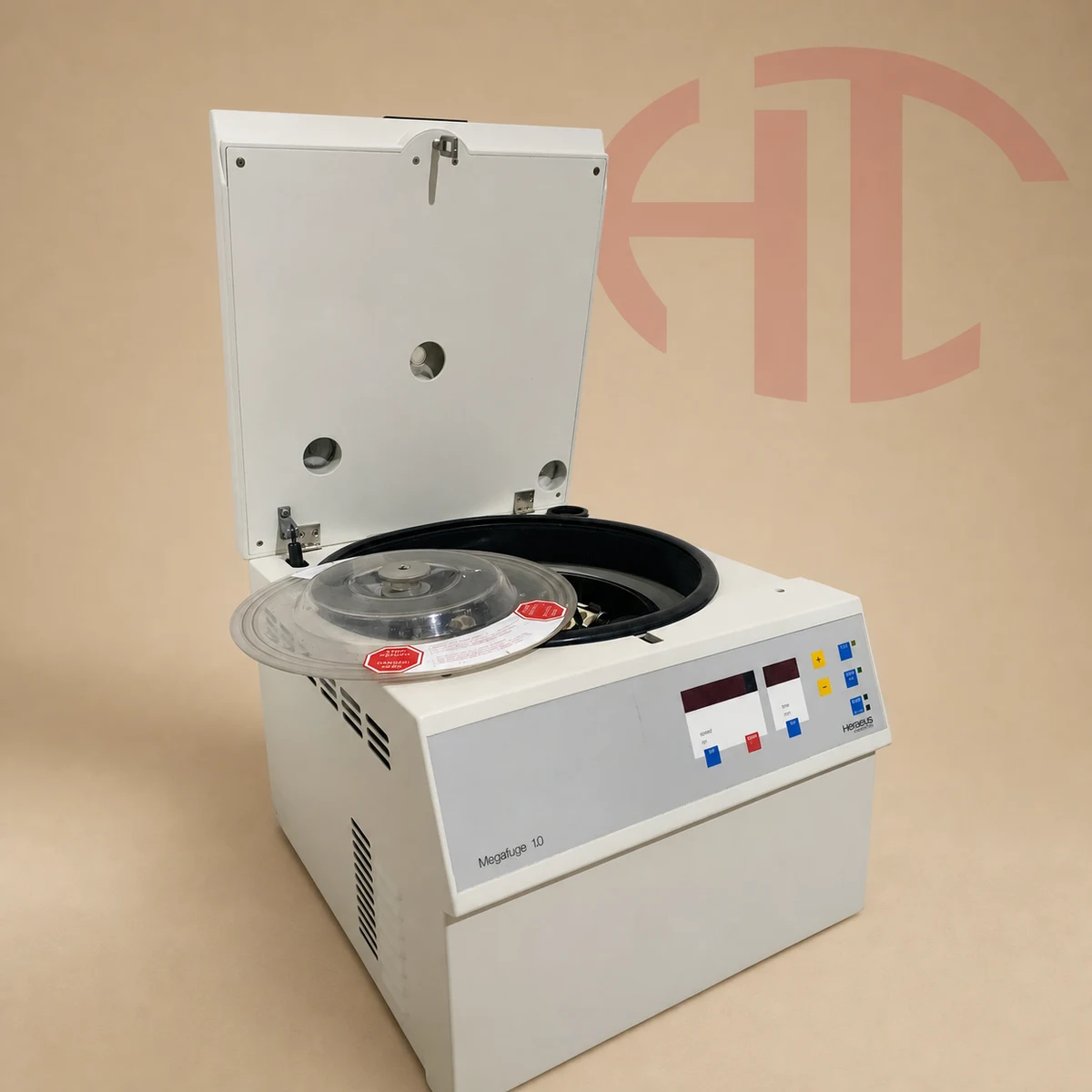 Heraeus Megafuge 1.0 Centrifuge view 2