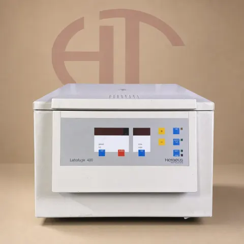 Heraeus Labofuge 400 Centrifuge